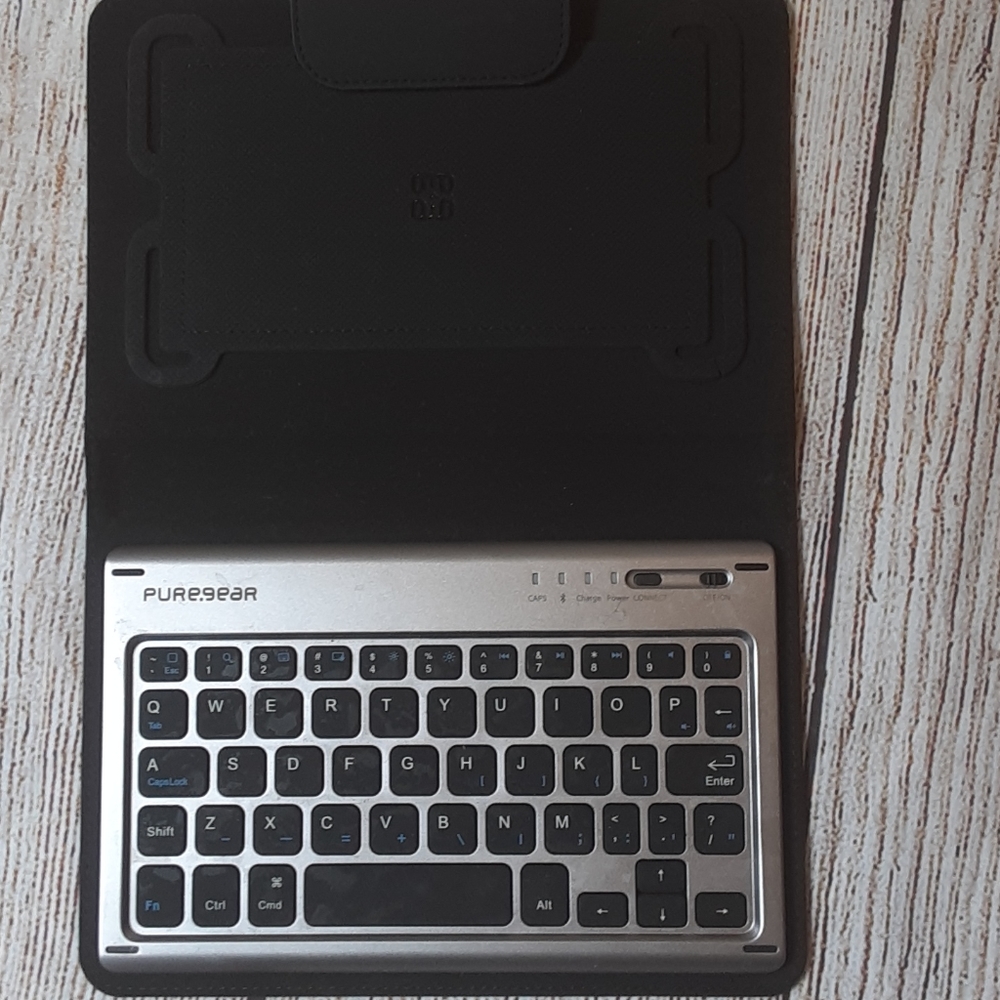 Puregear tablet folio with bluetooth keyboard 8"